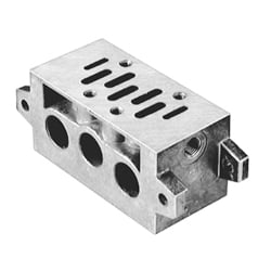 Modulárna podstavcová doska tvaru C